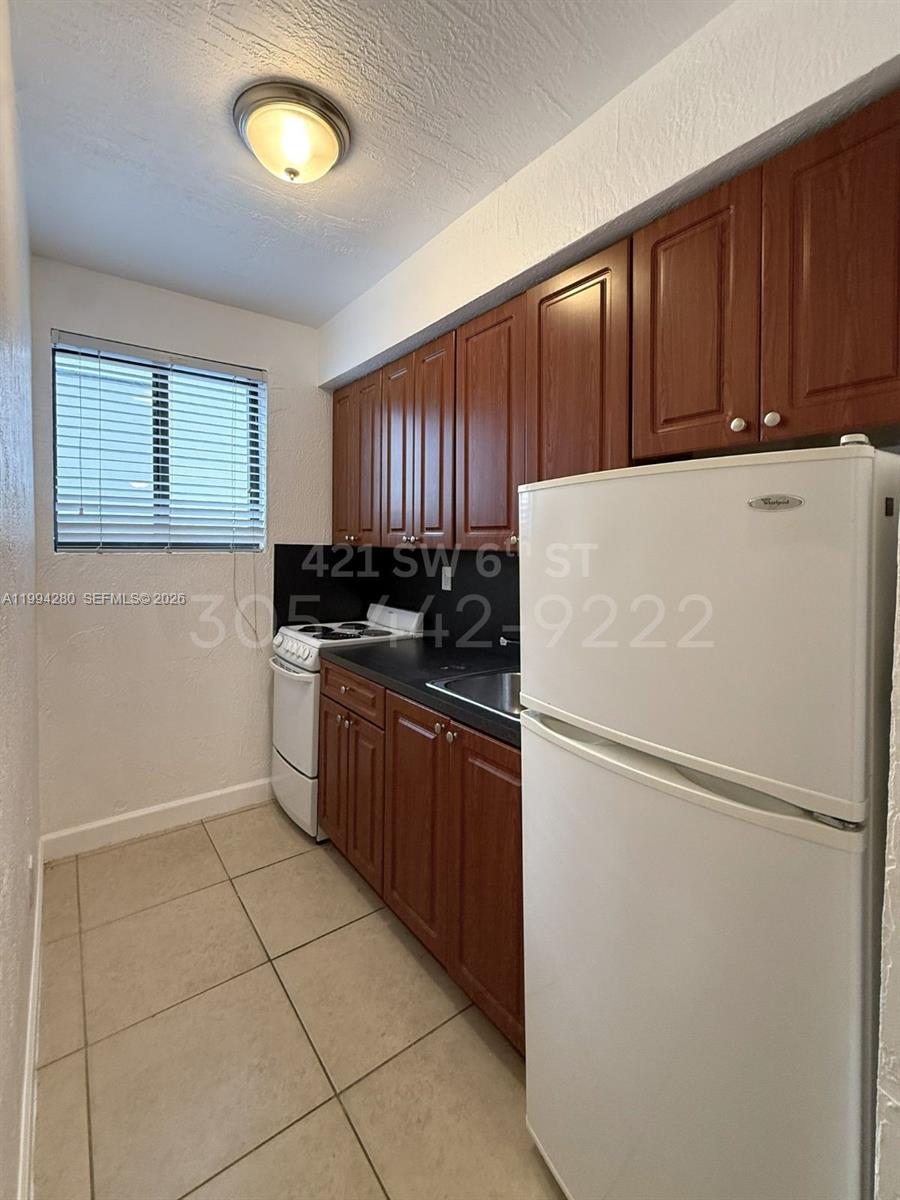421 Southwest 6th Street, Unit 7 Miami, FL 33130 - Photo 3 of 8