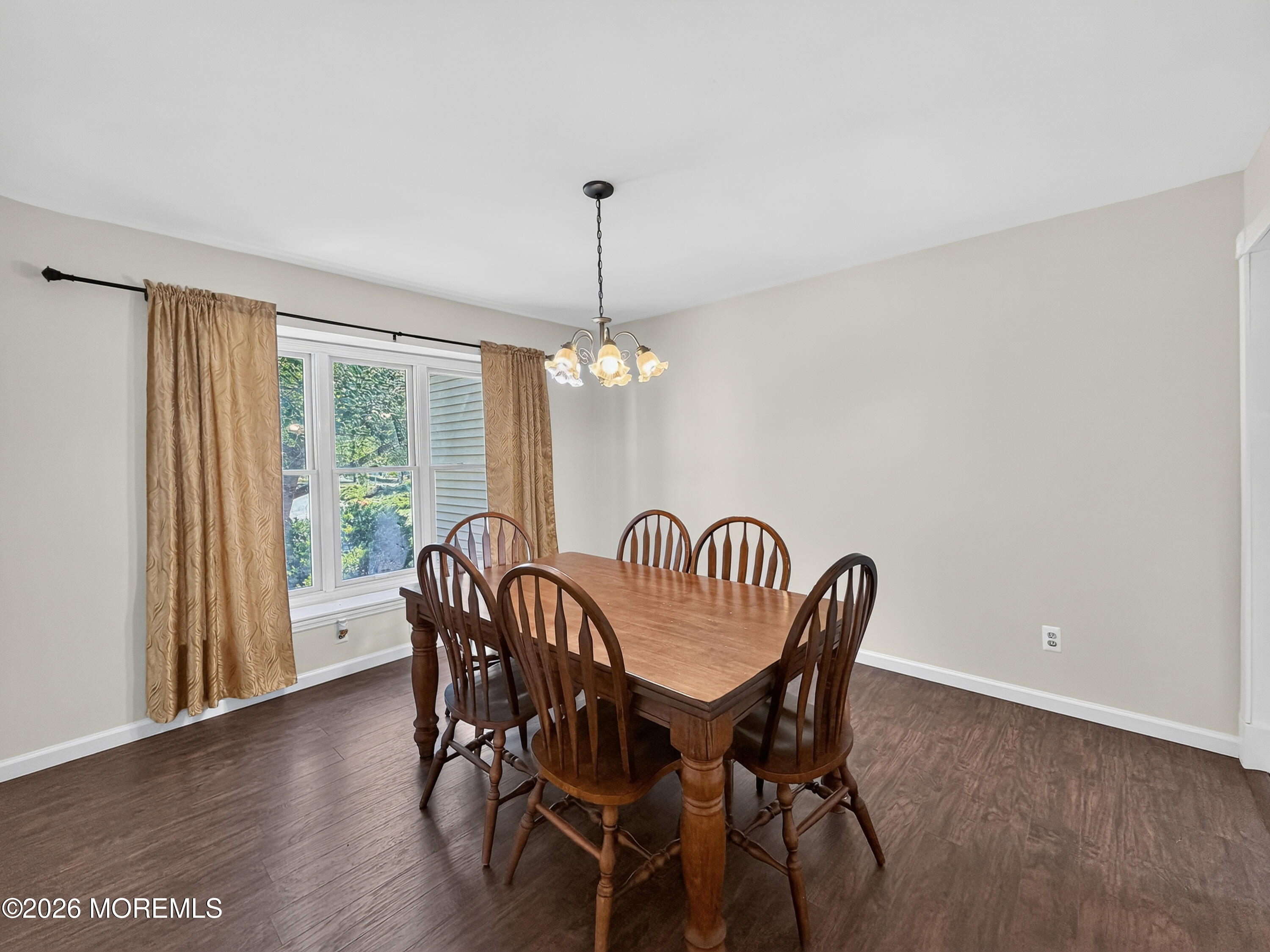 25 Rimwood Lane Howell, NJ 07731 - Photo 4 of 41 Dining Room