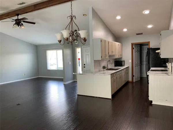 $2,600 | 2700 Southeast 35th Street, Ocala, FL 34471