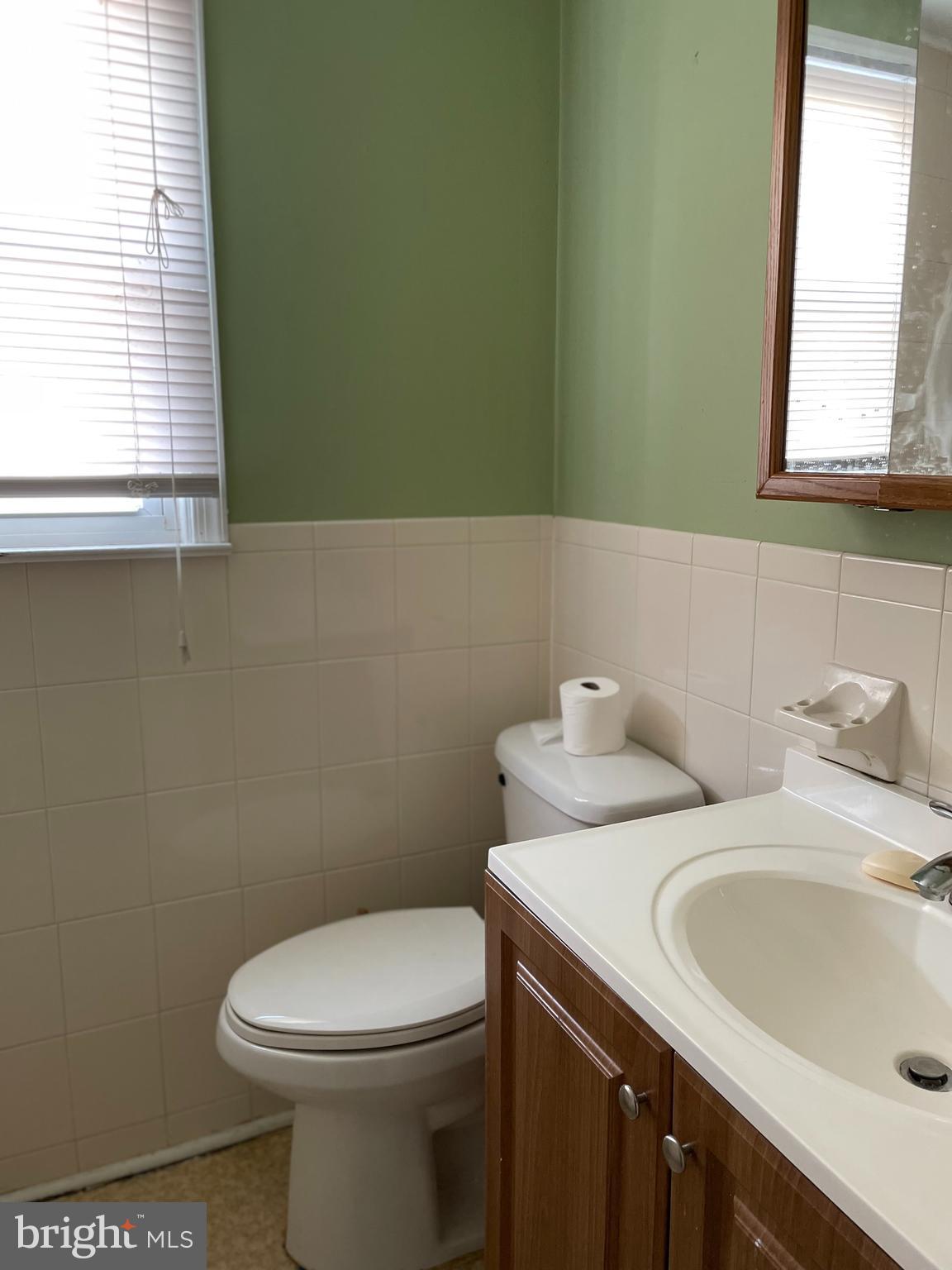 15 East Avon Road Brookhaven, PA 19015 - Photo 13 of 23