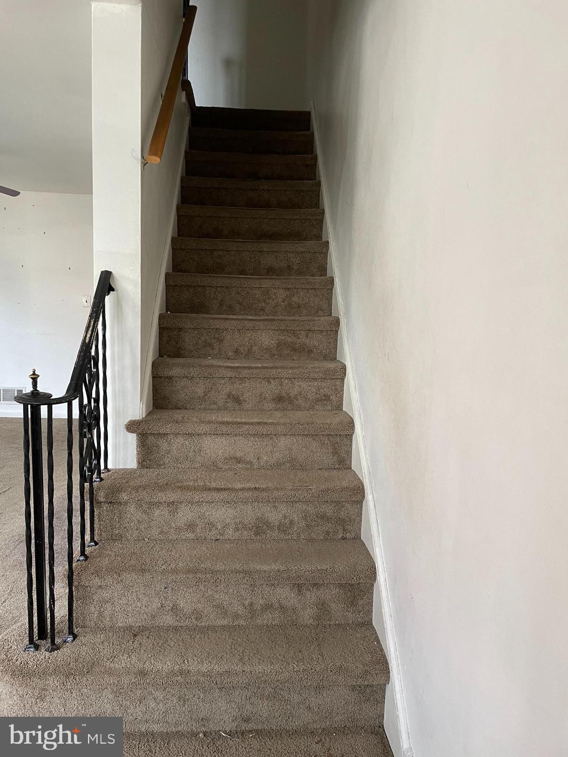 15 East Avon Road Brookhaven, PA 19015 - Photo 9 of 23