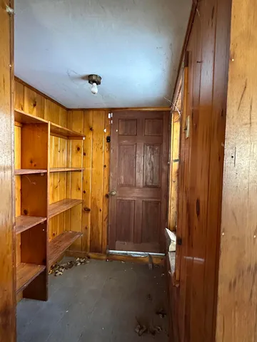 $187,900 | 32 High Street, Vinalhaven, ME 04863