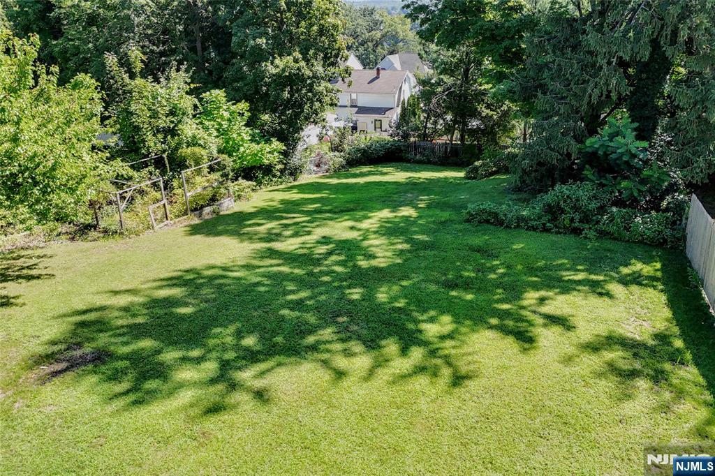 30 Center Street Butler, NJ 07405 - Photo 33 of 38 Gallery Image 33