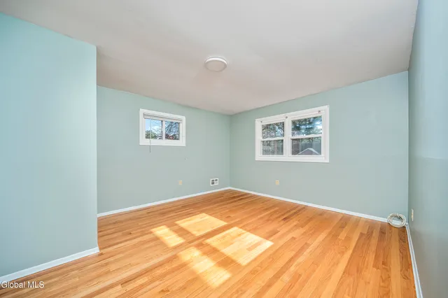 $435,000 | 627 Via Ponderosa, Guilderland, NY 12303