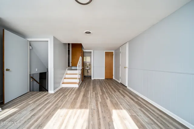 $435,000 | 627 Via Ponderosa, Guilderland, NY 12303