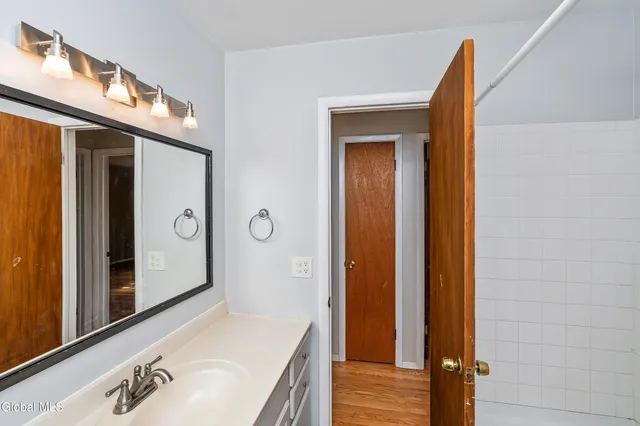 $435,000 | 627 Via Ponderosa, Guilderland, NY 12303