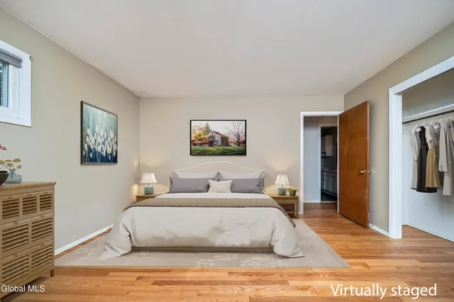 $435,000 | 627 Via Ponderosa, Guilderland, NY 12303