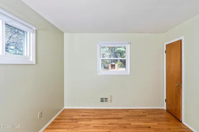 $435,000 | 627 Via Ponderosa, Guilderland, NY 12303