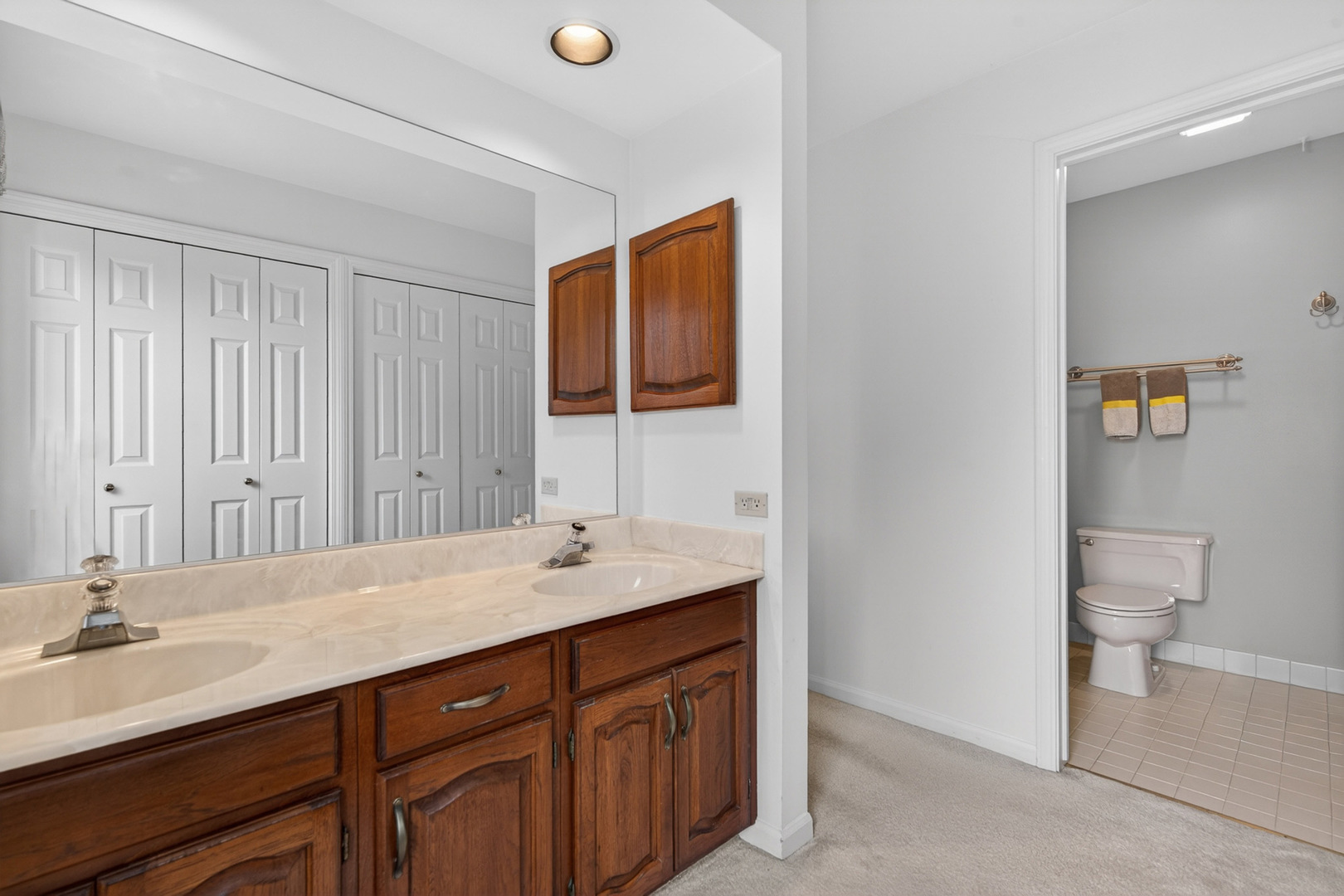 1393 West Shire Circle, Unit 2 Inverness, IL 60067 - Photo 8 of 20
