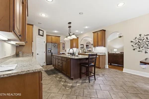 $969,000 | 306 Constellation Lane, Kodak, TN 37764