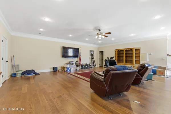 $969,000 | 306 Constellation Lane, Kodak, TN 37764