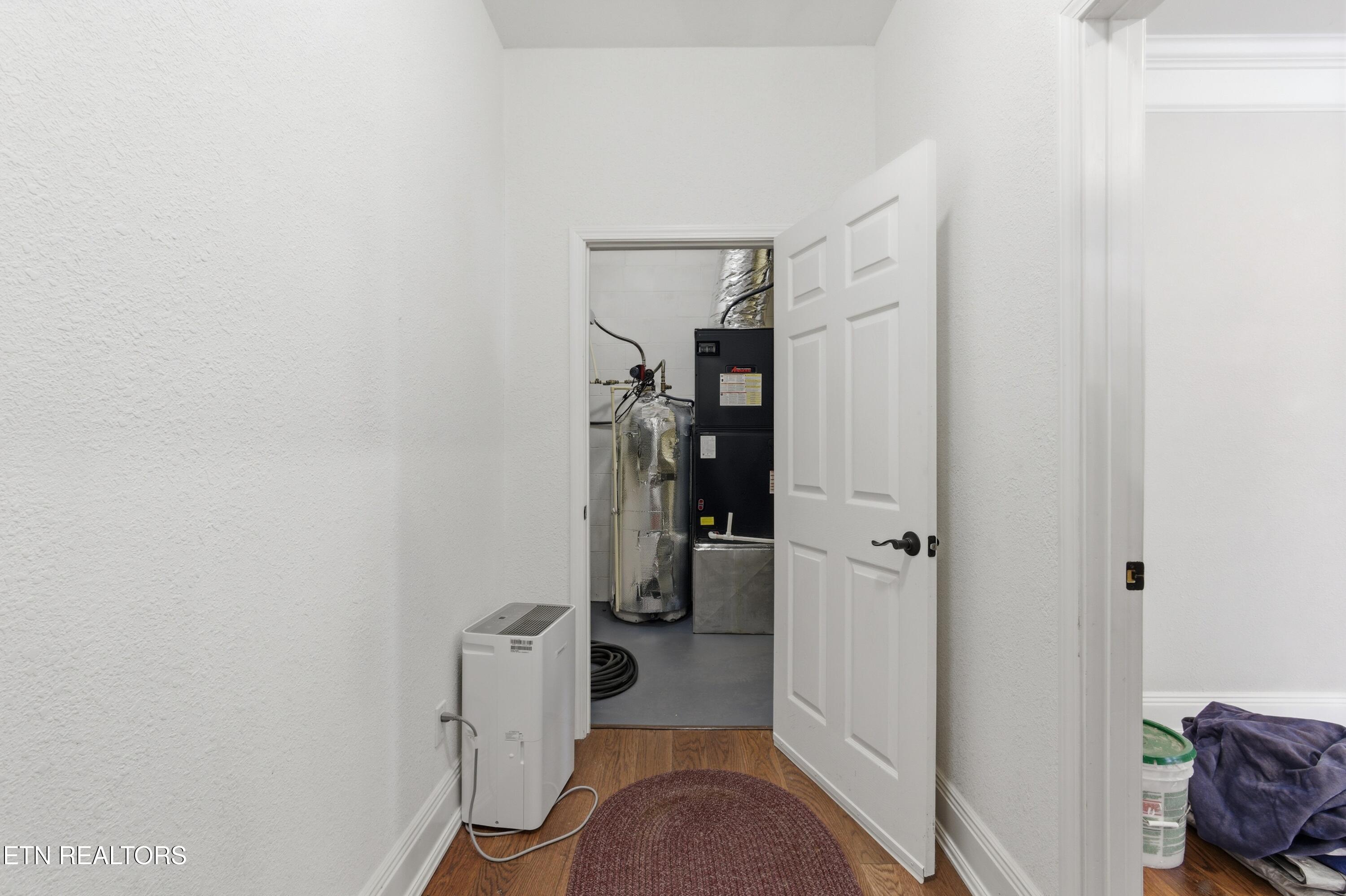 306 Constellation Lane Kodak, TN 37764 - Photo 35 of 47 1N9A4749