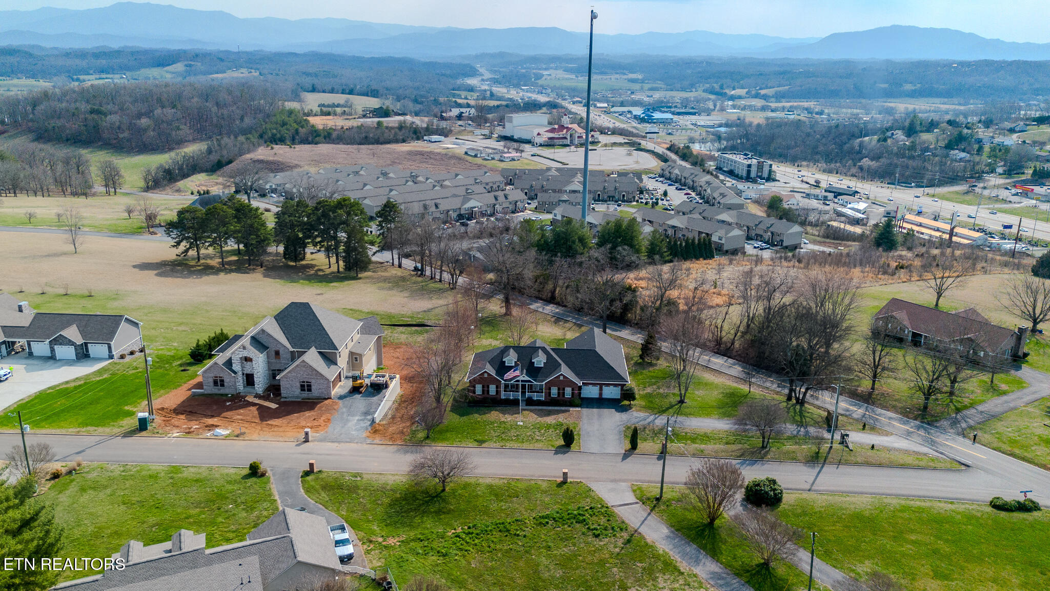 306 Constellation Lane Kodak, TN 37764 - Photo 43 of 47 DJI_0867-HDR