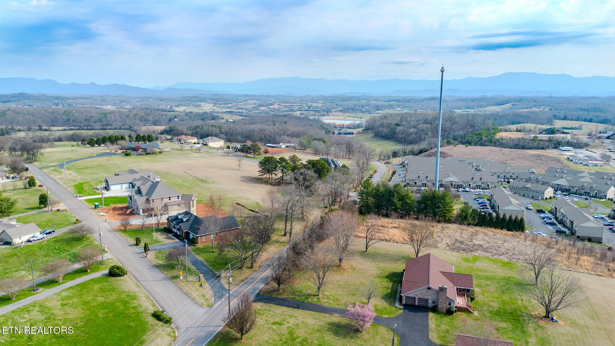 306 Constellation Lane Kodak, TN 37764 - Photo 46 of 47 DJI_0888-HDR