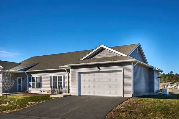 $455,000 | 111 Daniel Shays Highway, Unit 29, Belchertown, MA 01007