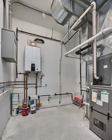 $455,000 | 111 Daniel Shays Highway, Unit 29, Belchertown, MA 01007