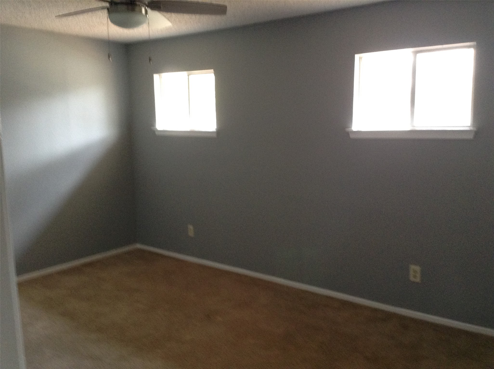 12007 Scribe Drive Austin, TX 78759 - Photo 11 of 35 an empty room with a window