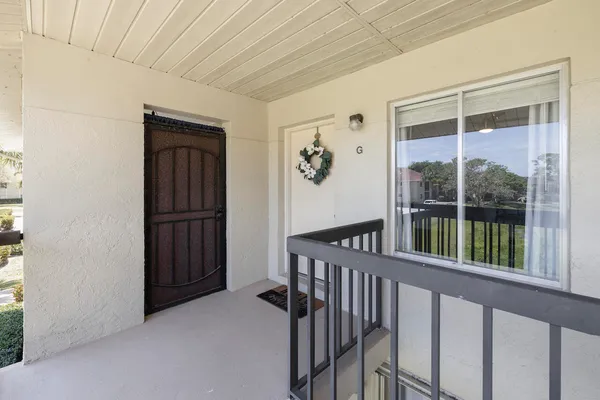 $275,000 | 6543 Chasewood Drive, Unit G, Jupiter, FL 33458