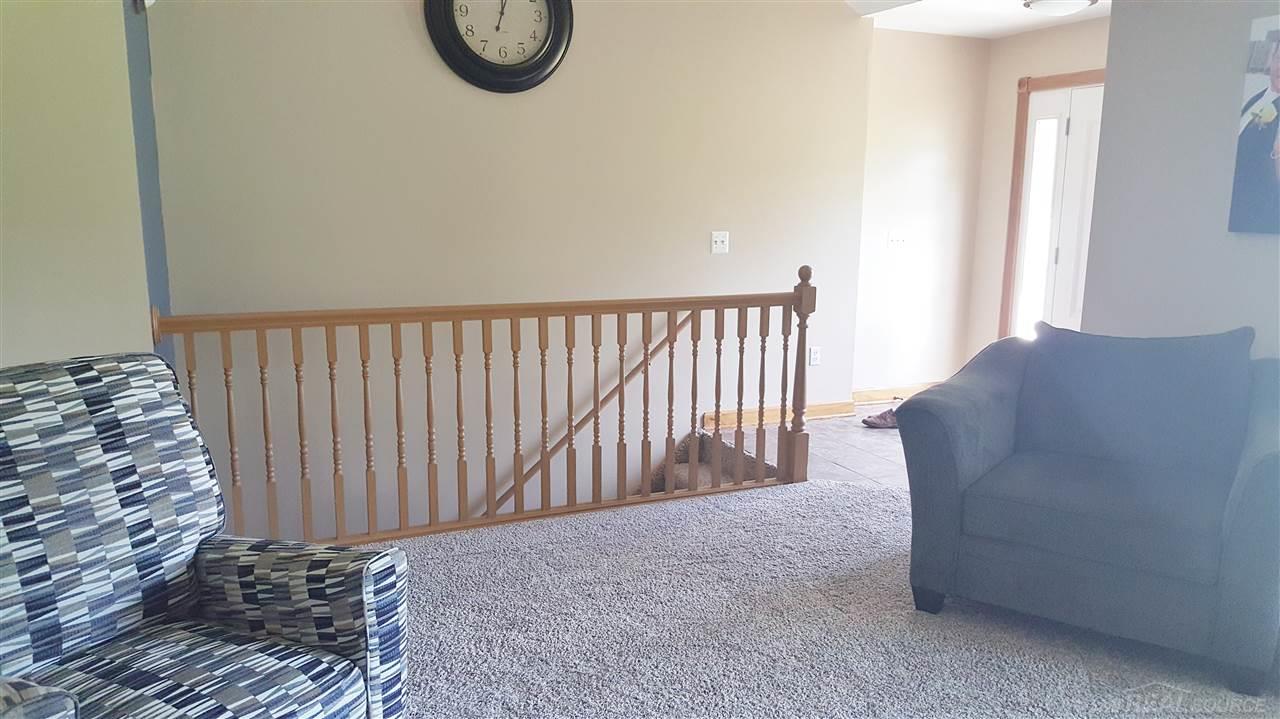 54123 County Line Road New Baltimore, MI 48047 - Photo 23 of 36