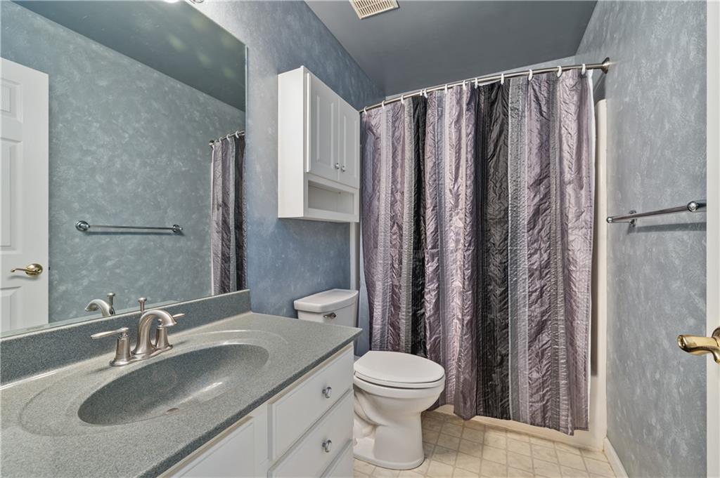 156 Terra Drive McKees Rocks, PA 15136 - Photo 16 of 27 Main Bath