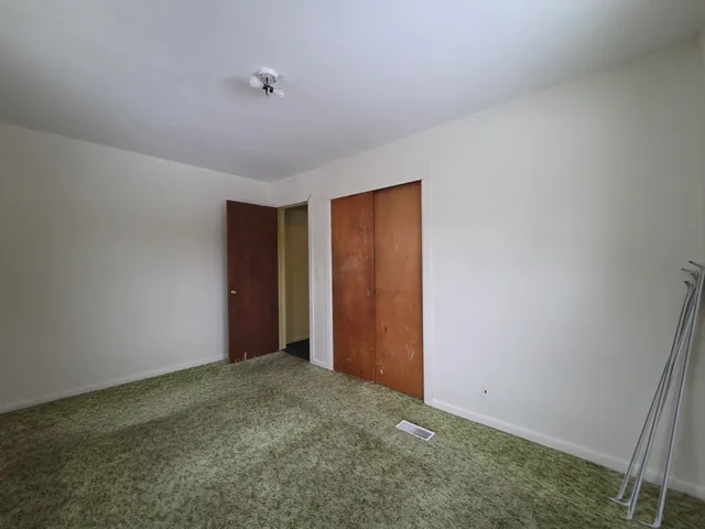 $115,000 | 497 Montana Avenue, Pontiac, MI 48341