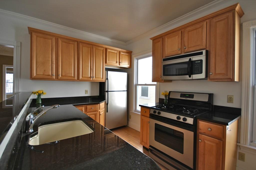 258 Danforth Street, Unit 3 Portland, ME 04102 - Photo 12 of 34 Photo