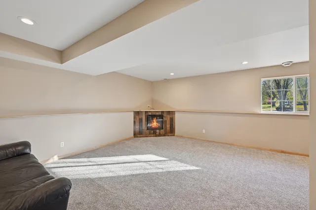 $399,900 | 452 Park Circle, Norwood Young America, MN 55368