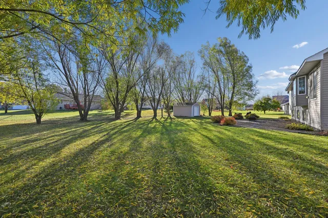 $399,900 | 452 Park Circle, Norwood Young America, MN 55368