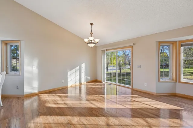 $399,900 | 452 Park Circle, Norwood Young America, MN 55368