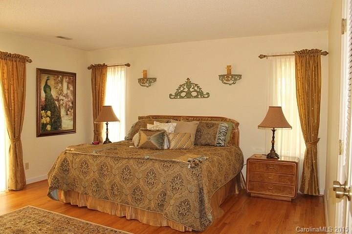 3 Crowders Ridge Lake Wylie, SC 29710 - Photo 15 of 24 Gallery Image 15