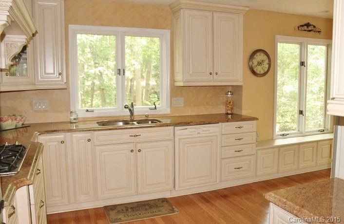 3 Crowders Ridge Lake Wylie, SC 29710 - Photo 7 of 24 Gallery Image 7