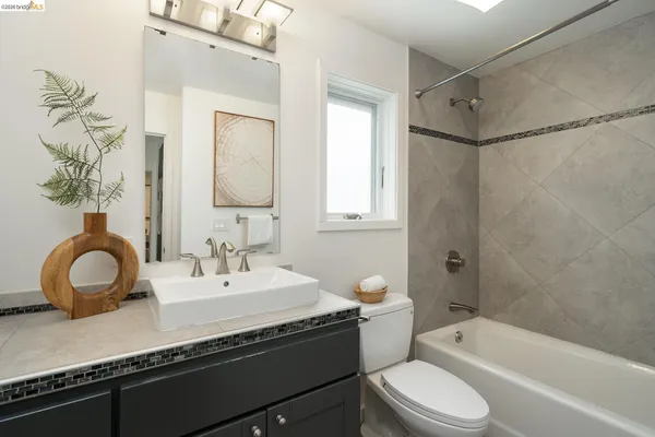 $1,549,000 | 1908 Tenth Street, Berkeley, CA 94710