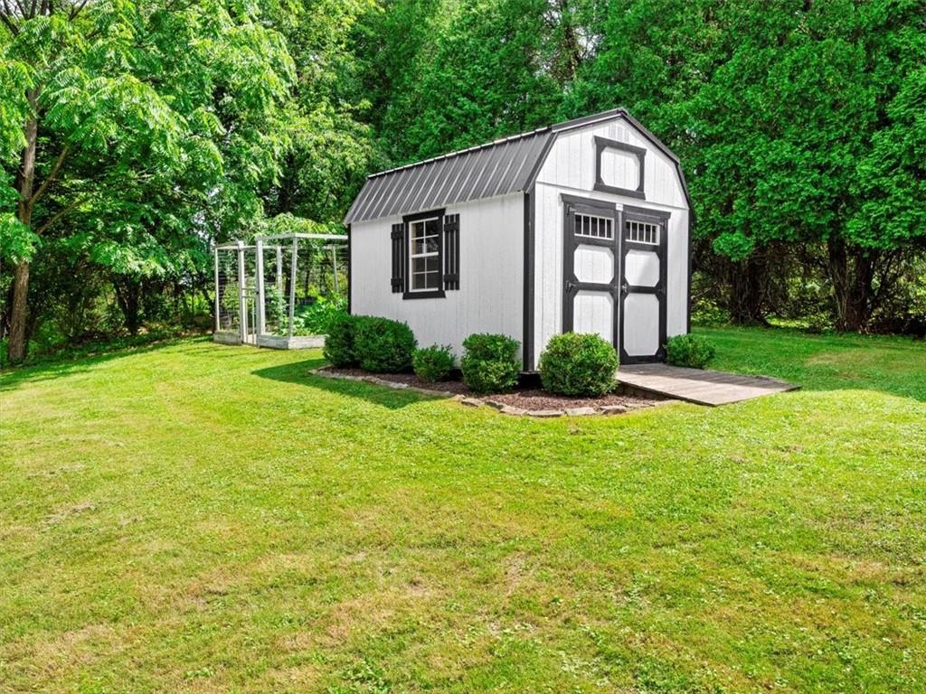 141 Manor Road Wexford, PA 15090 - Photo 22 of 29 Gallery Image 22
