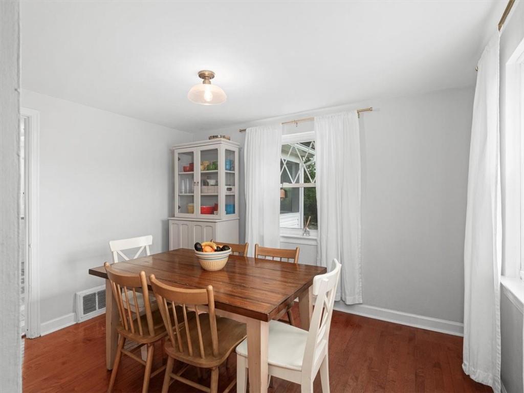 141 Manor Road Wexford, PA 15090 - Photo 6 of 29 Gallery Image 6