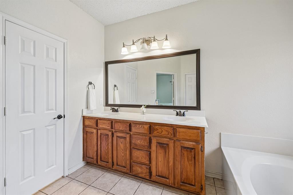1711 Rushing Way Wylie, TX 75098 - Photo 16 of 30
