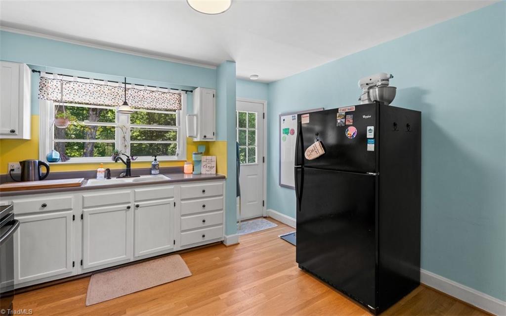 321 West Parris Avenue High Point, NC 27262 - Photo 19 of 36