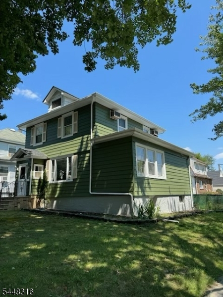 883 Ray Avenue Ridgefield, NJ 07657 - Photo 1 of 5