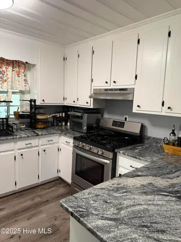 $395,000 | 865 Pine Ridge Road, Zebulon, NC 27597