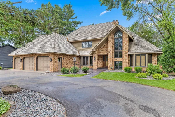 $1,150,000 | 10810 Mississippi Boulevard, Coon Rapids, MN 55433