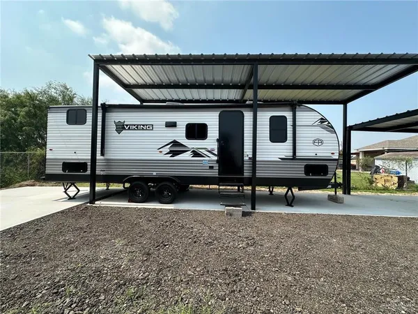 a view of house with a outdoor space