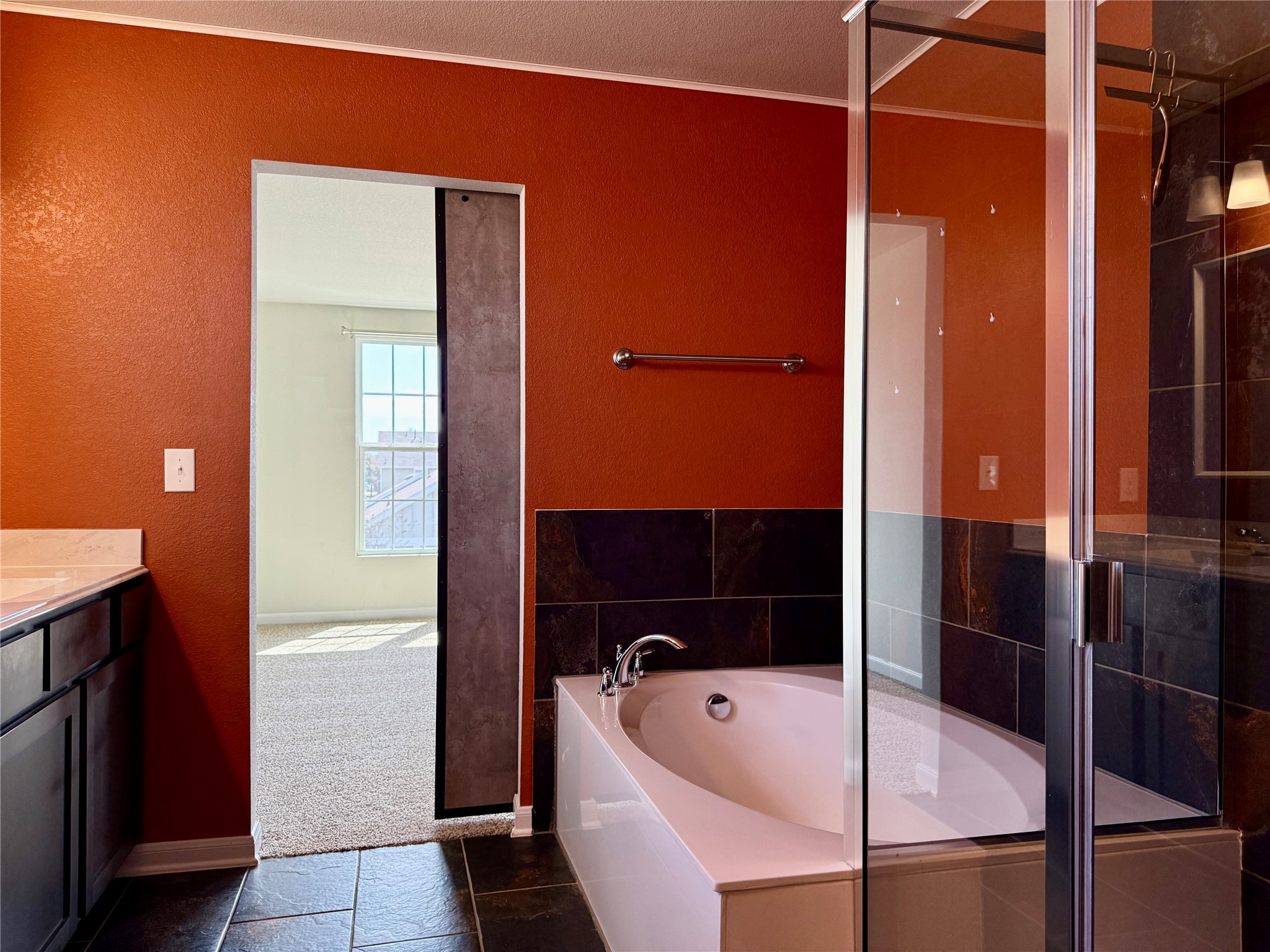 1293 Nevarez Kyle, TX 78640 - Photo 18 of 31 Bathtub with hand rails for safety!