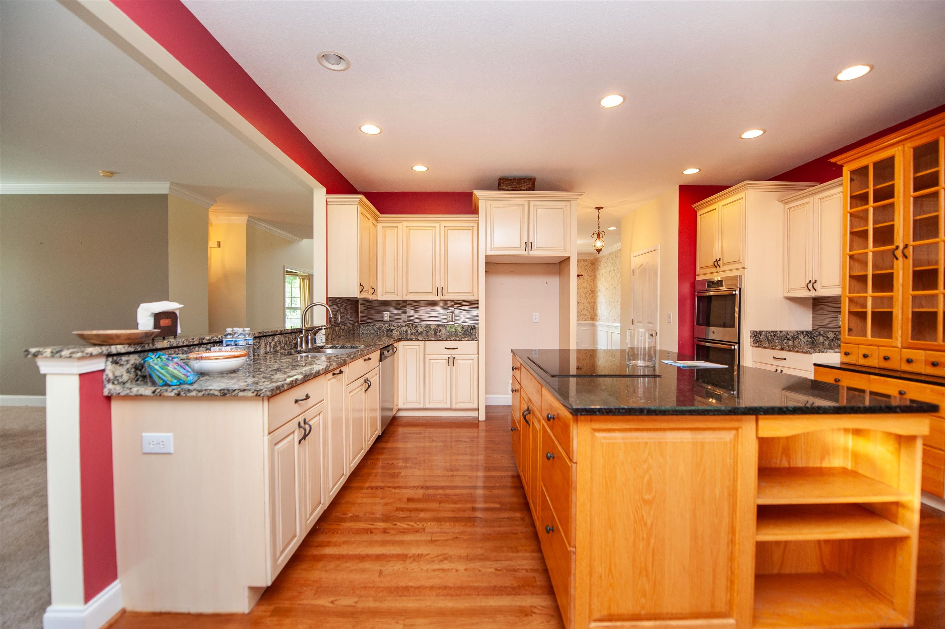 104 Copeland Road Greer, SC 29651 - Photo 10 of 50 Gallery Image 10