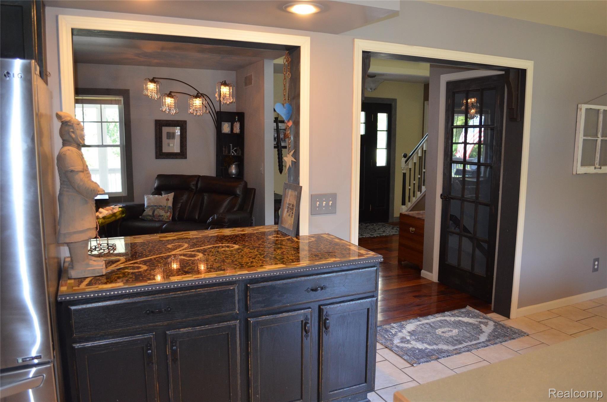 6237 Denton Hill Road Fenton, MI 48430 - Photo 8 of 81 DSC_0050.JPG