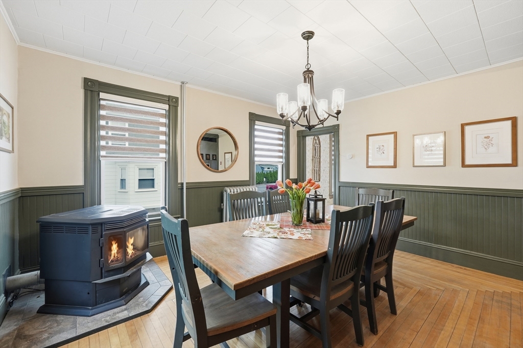 26 Fales Street Worcester, MA 01606 - Photo 17 of 42
