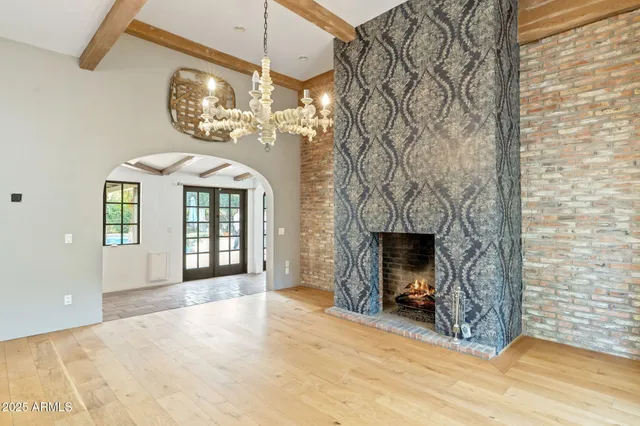 $2,850,000 | 135 East Maryland Avenue, Phoenix, AZ 85012