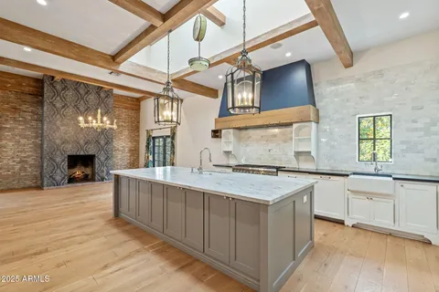 $2,850,000 | 135 East Maryland Avenue, Phoenix, AZ 85012