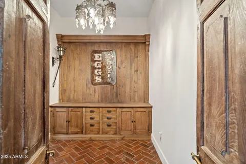 $2,850,000 | 135 East Maryland Avenue, Phoenix, AZ 85012