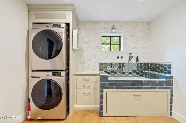 $2,850,000 | 135 East Maryland Avenue, Phoenix, AZ 85012