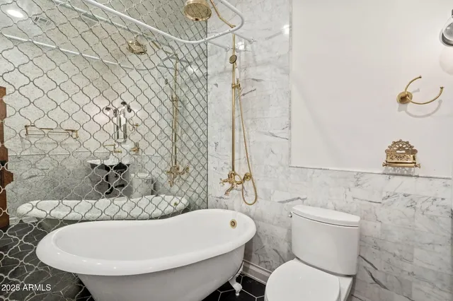 $2,850,000 | 135 East Maryland Avenue, Phoenix, AZ 85012