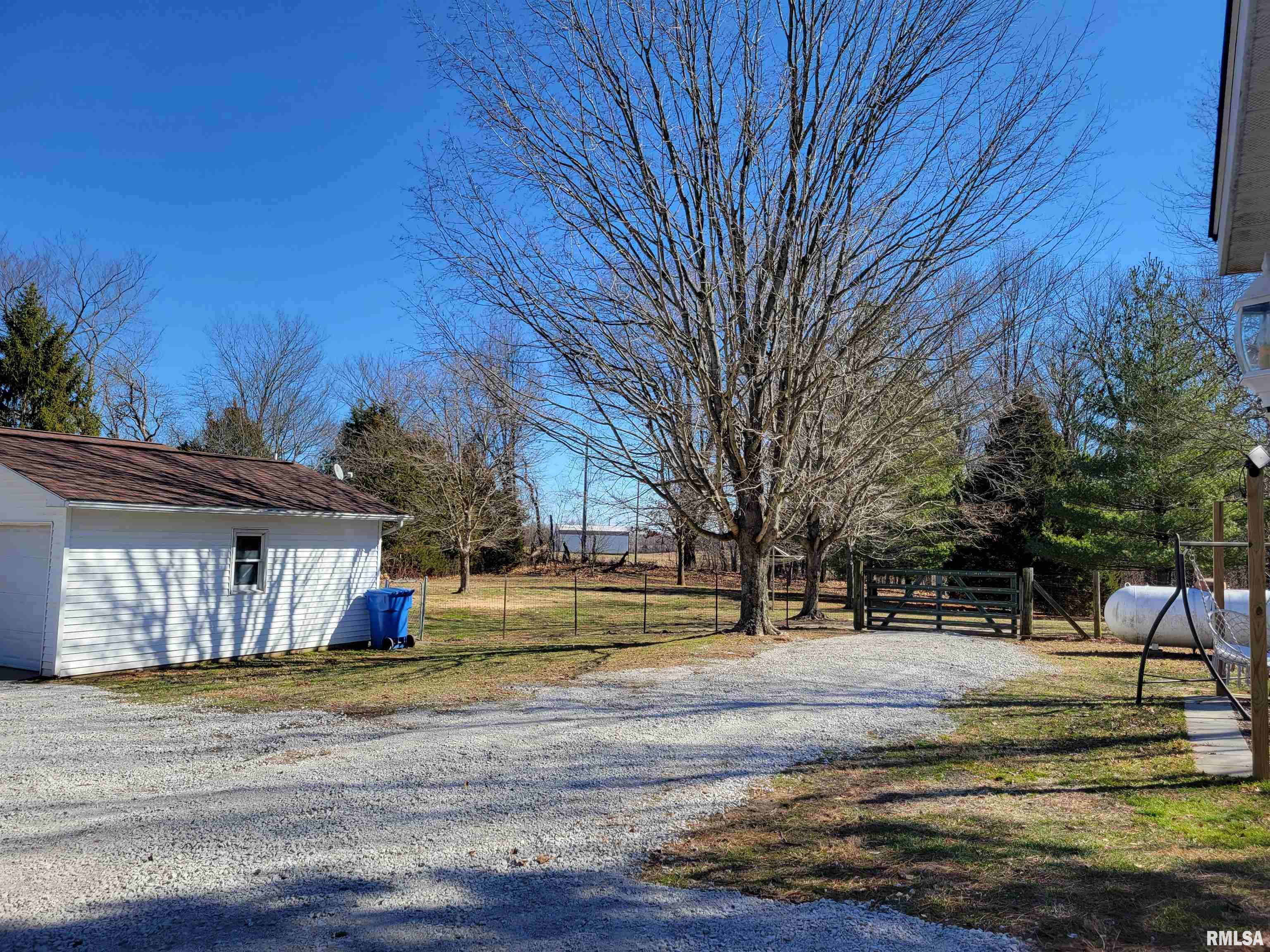 1525 Kaolin Road Cobden, IL 62920 - Photo 10 of 39 Gallery Image 10